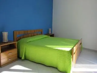 Szálloda Bed In Art